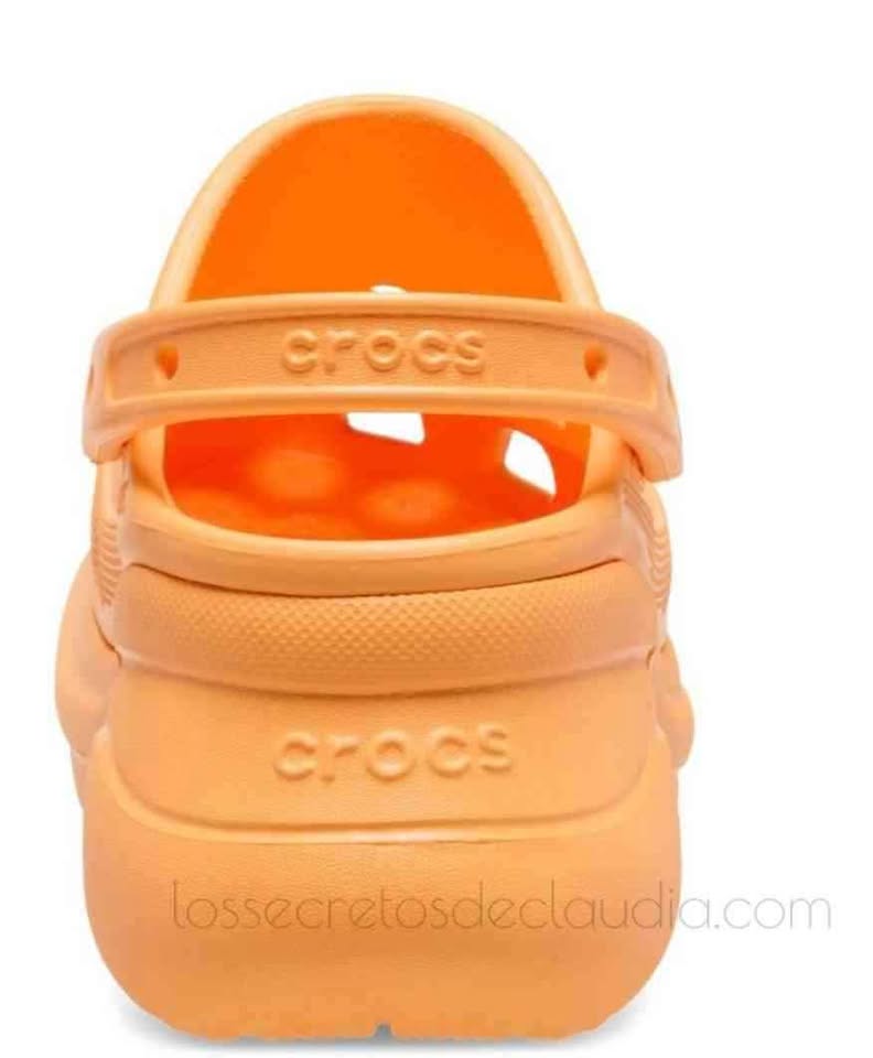 CROCS BAE NARANJA FLORES 5
