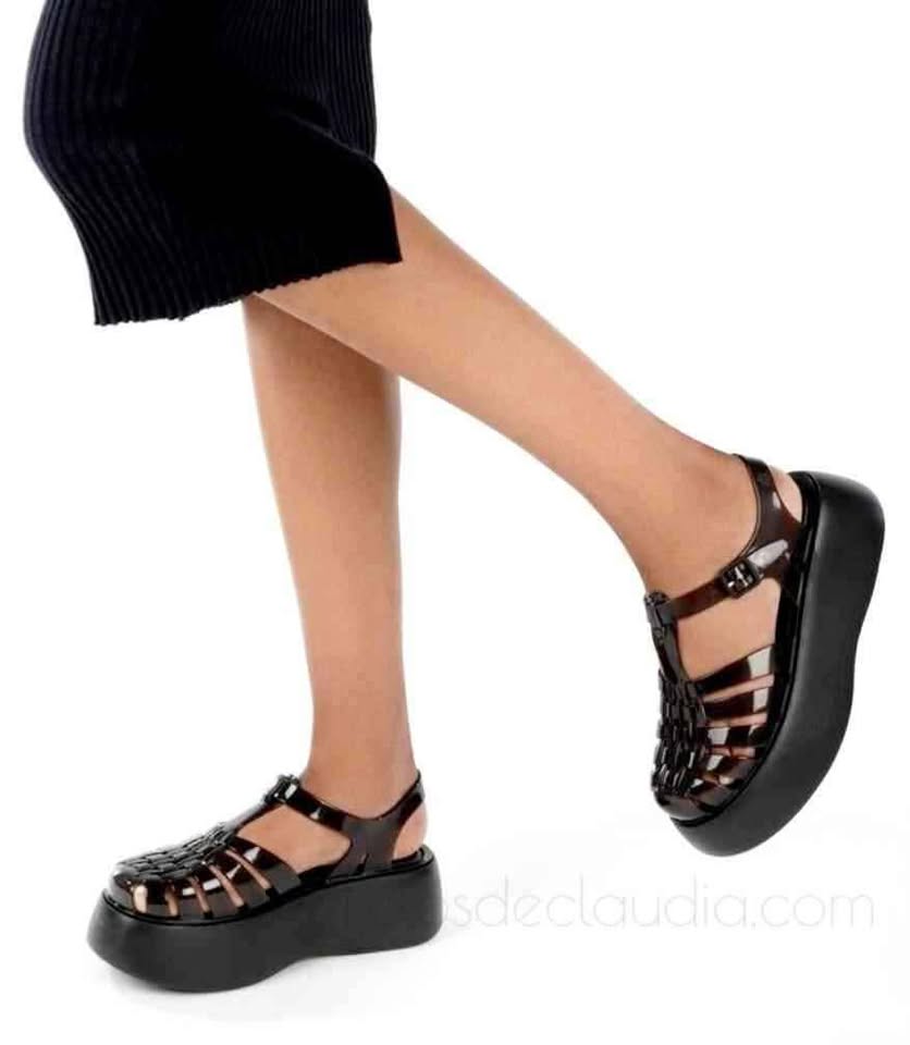 MELISSA PLATO NEGRO 4